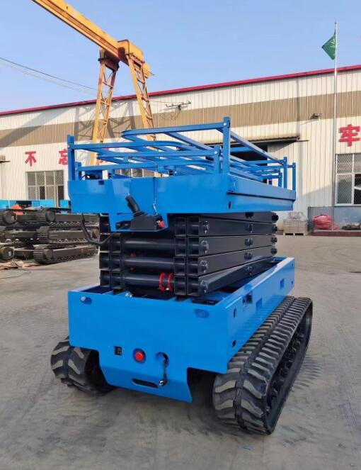 1675935369634288.jpg 全自電動自行走履帶升降機.jpg